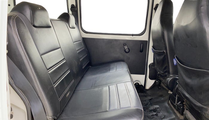 2022 Maruti Eeco 5 STR AC (O), Petrol, Manual, 25,516 km, Right Side Rear Door Cabin