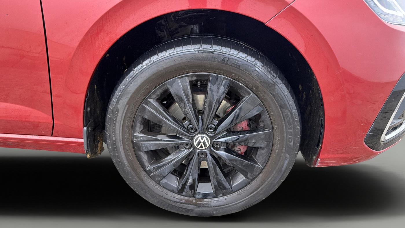 2022 Volkswagen VIRTUS HIGHLINE TSI 1.0 MT, Petrol, Manual, 47,238 km, Right Front Wheel