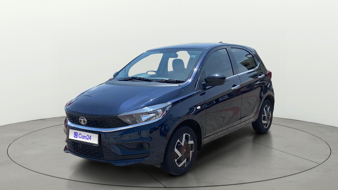 2025 Tata Tiago XM PETROL, Petrol, Manual, 12,894 km, Left Front Diagonal