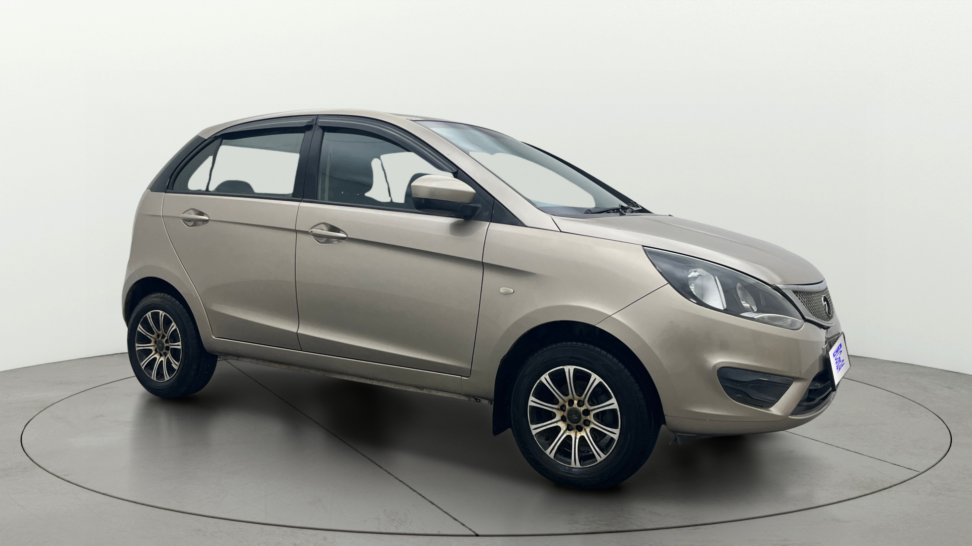 2015 Tata Bolt XE QUADRAJET 2015 Tata Bolt XE QUADRAJET