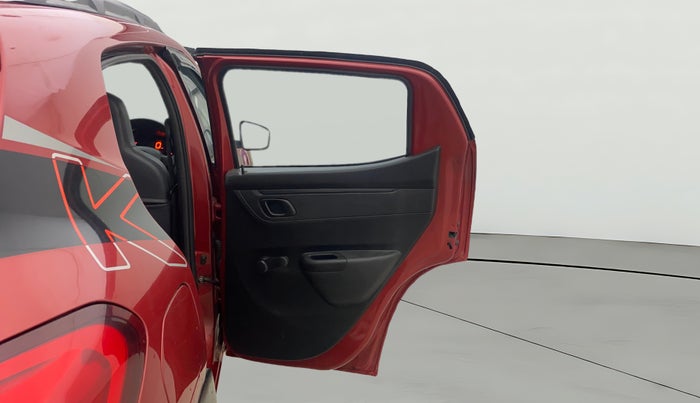 2017 Renault Kwid RXT 1.0, Petrol, Manual, 47,842 km, RHS Rear Door