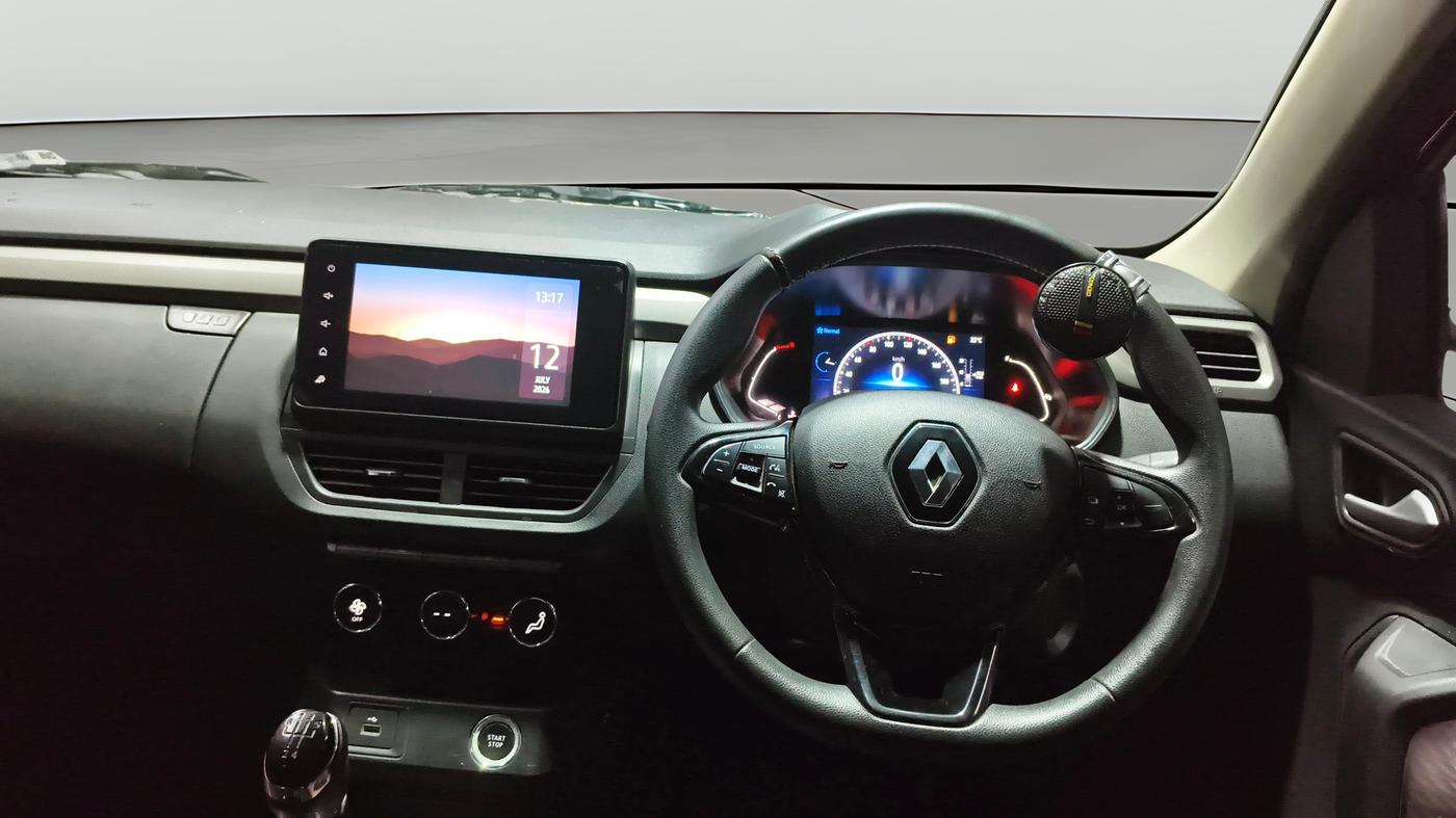 2021 Renault Kiger RXZ MT DUAL TONE, Petrol, Manual, 15,662 km, Steering Wheel Close Up