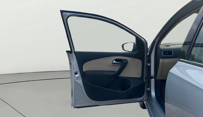 2018 Skoda Rapid AMBITION 1.6 MPI MT, Petrol, Manual, 81,480 km, LHS Front Door