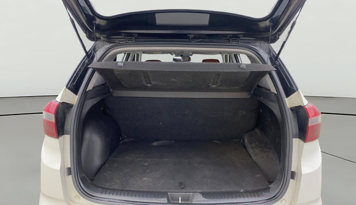 2016 Hyundai Creta SX PLUS  ANNIVERSARY EDITION 1.6 PETROL, Petrol, Manual, 88,267 km, Boot Open Zoomed View