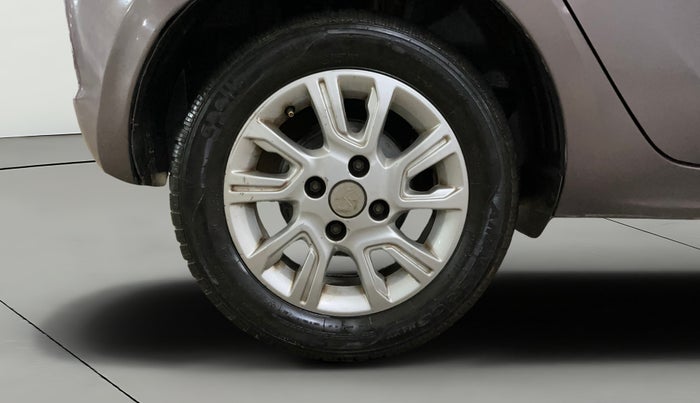 2016 Tata Tiago XZ PETROL, Petrol, Manual, 92,490 km, Right Rear Wheel