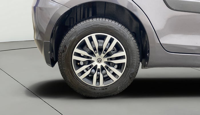 2016 Maruti Swift VXI, Petrol, Manual, 77,142 km, Right Rear Wheel