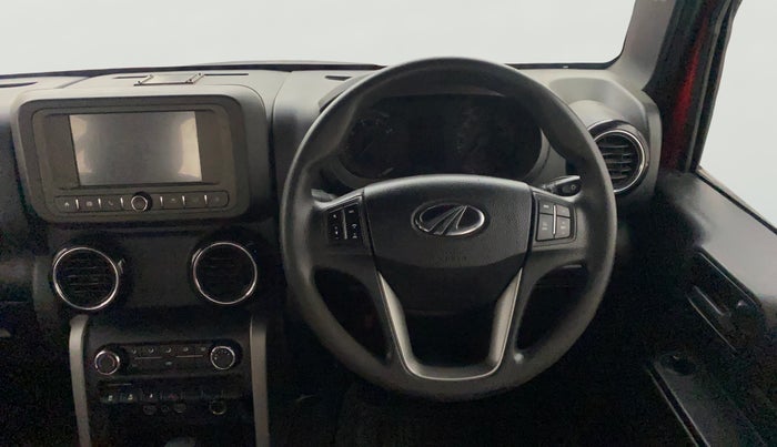 2021 Mahindra Thar LX  P 4WD AT CONVERTIBLE, Petrol, Automatic, 40,490 km, Steering Wheel Close Up