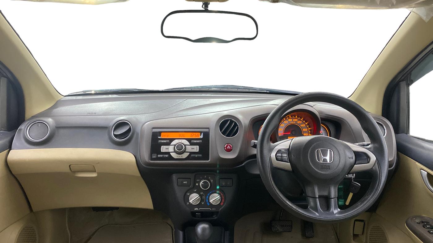 2013 Honda Brio VX AT, Petrol, Automatic, 45,841 km, Dashboard