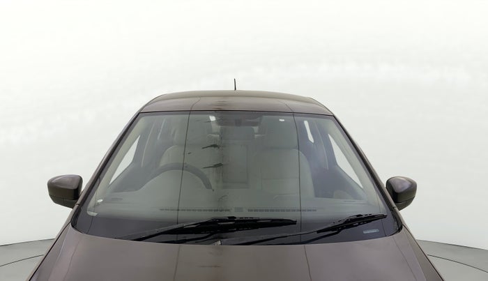 2015 Volkswagen Vento COMFORTLINE 1.6, Petrol, Manual, 1,08,963 km, Front Windshield