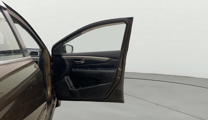 2015 Maruti Ciaz ZDI+ SHVS RS, Diesel, Manual, 96,967 km, RHS Front Door