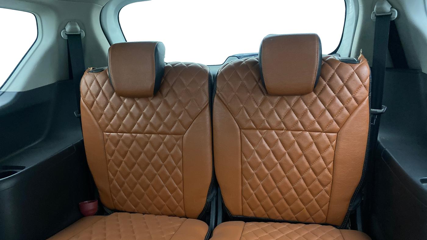 2022 Maruti XL6 ZETA MT, Petrol, Manual, 1,05,437 km, Third Seat Row ( optional )