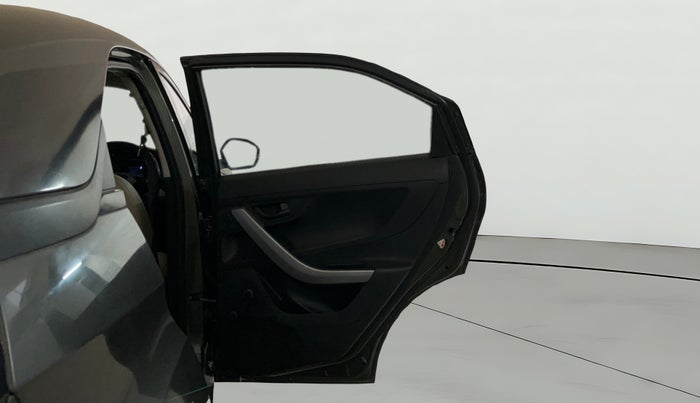 2022 Tata NEXON XM PETROL, Petrol, Manual, 66,020 km, RHS Rear Door