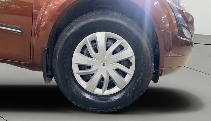 2018 Mahindra XUV500 W5, Diesel, Manual, 78,284 km, Right Front Wheel