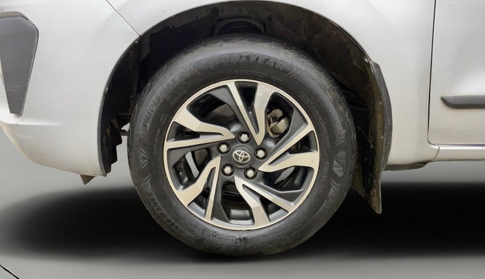 2022 Toyota Innova Crysta 2.7 VX 7 STR, Petrol, Manual, 60,927 km, Left Front Wheel