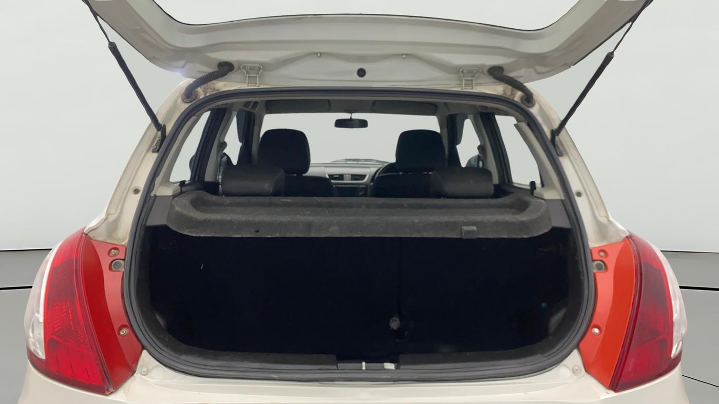 2016 Maruti Swift VXI, Petrol, Manual, 46,012 km, Boot Open Zoomed View