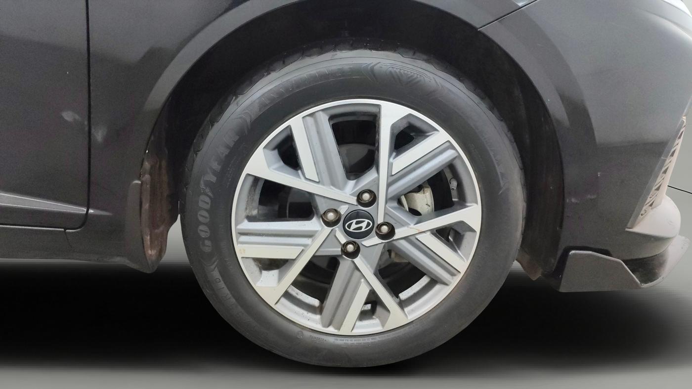2023 Hyundai Verna SX 1.5 l MPI, Petrol, Manual, 12,634 km, Right Front Wheel