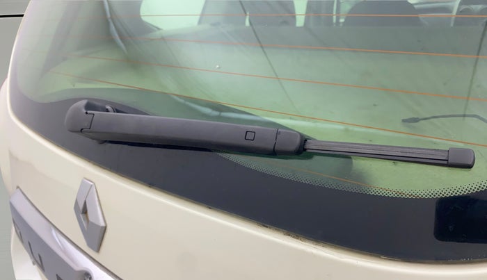 2017 Renault Duster RXS CVT, Petrol, Automatic, 77,297 km, Rear Wiper