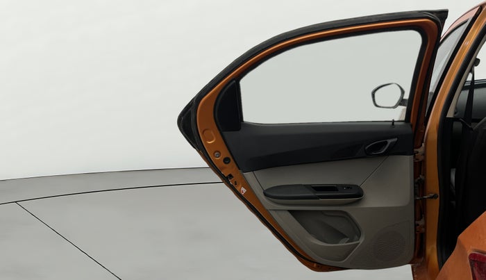 2016 Tata Tiago XM PETROL, Petrol, Manual, 68,461 km, LHS Rear Door