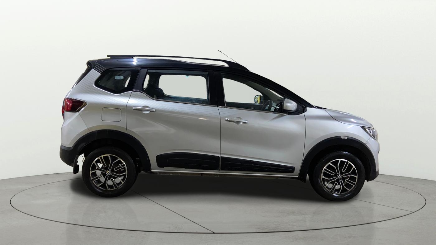 2020 Renault TRIBER RXZ, Petrol, Manual, 59,098 km, Right Side View