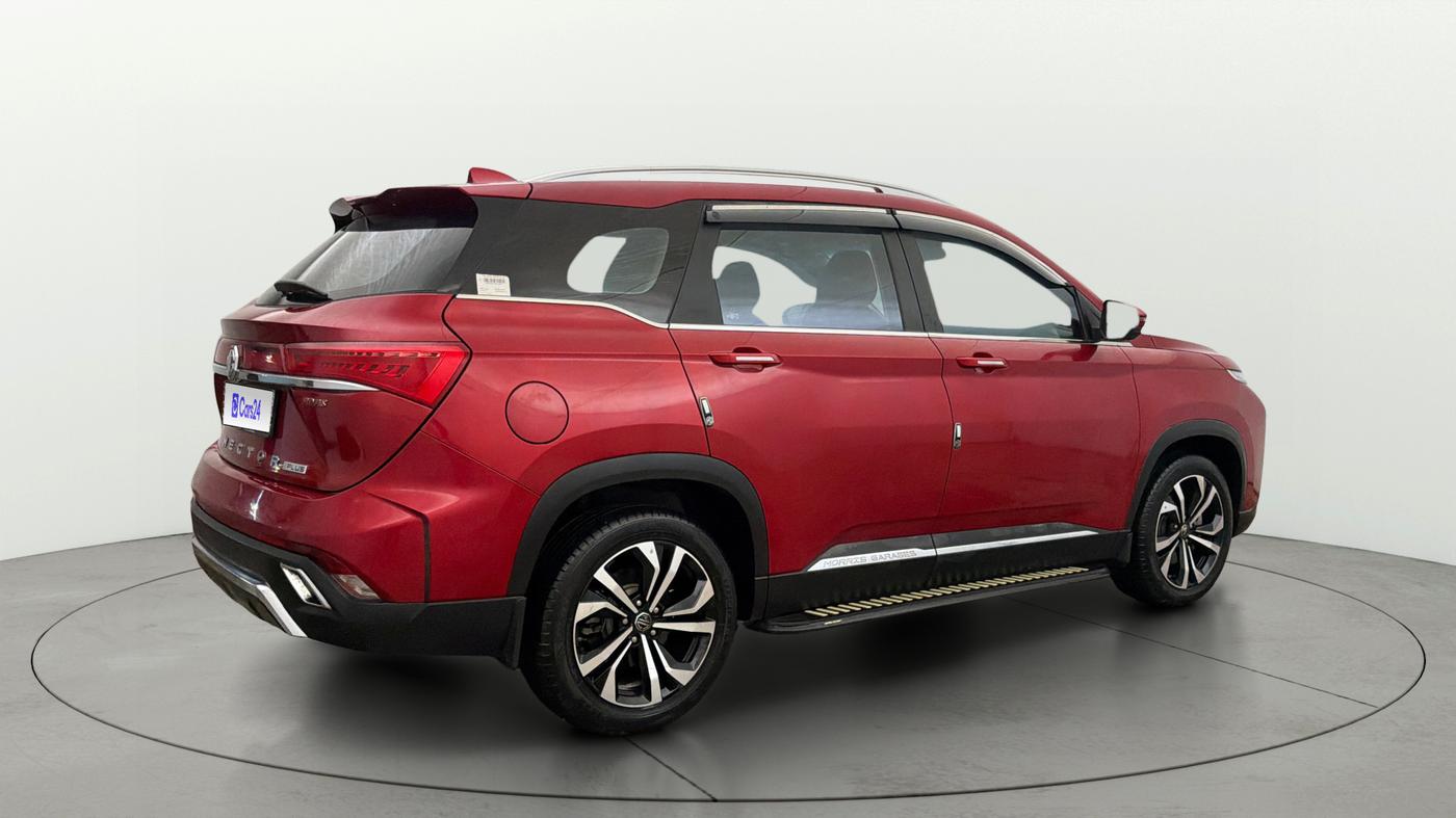 2023 MG HECTOR PLUS SAVVY PRO 1.5 TURBO CVT 6 STR, Petrol, Automatic, 15,647 km, Right Back Diagonal