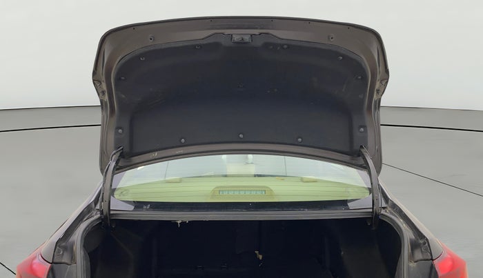 2018 Toyota YARIS G MT, Petrol, Manual, 51,312 km, Boot Door Open