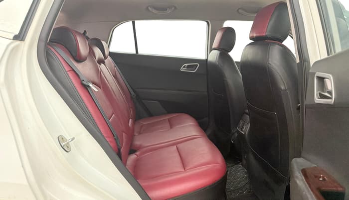2016 Hyundai Creta SX PLUS  ANNIVERSARY EDITION 1.6 PETROL, Petrol, Manual, 58,326 km, Right Side Rear Door Cabin