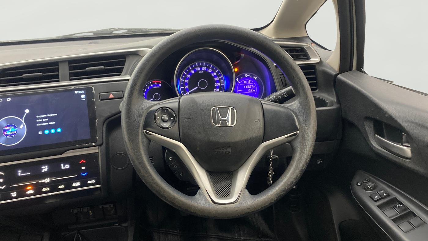 2018 Honda WR-V 1.2L I-VTEC VX MT, Petrol, Manual, 1,16,644 km, Steering Wheel Close Up