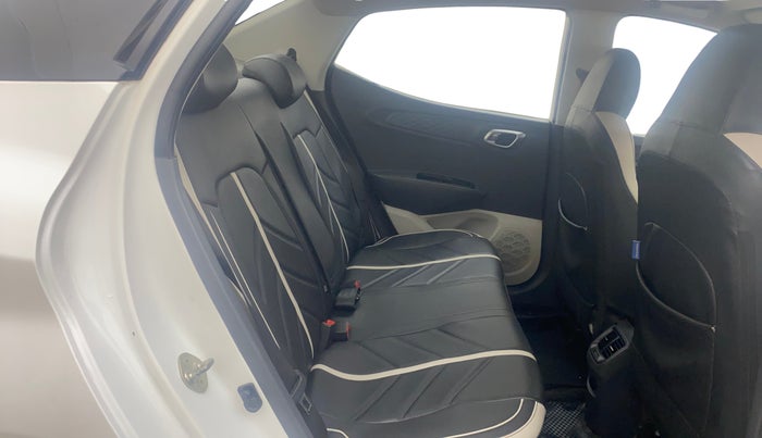 2022 Hyundai AURA SX 1.2, Petrol, Manual, 74,377 km, Right Side Rear Door Cabin