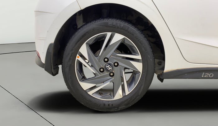 2021 Hyundai NEW I20 ASTA (O) 1.0 TURBO GDI DCT, Petrol, Automatic, 27,728 km, Right Rear Wheel