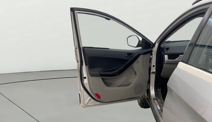 2019 Tata NEXON XT PETROL, Petrol, Manual, 40,546 km, LHS Front Door