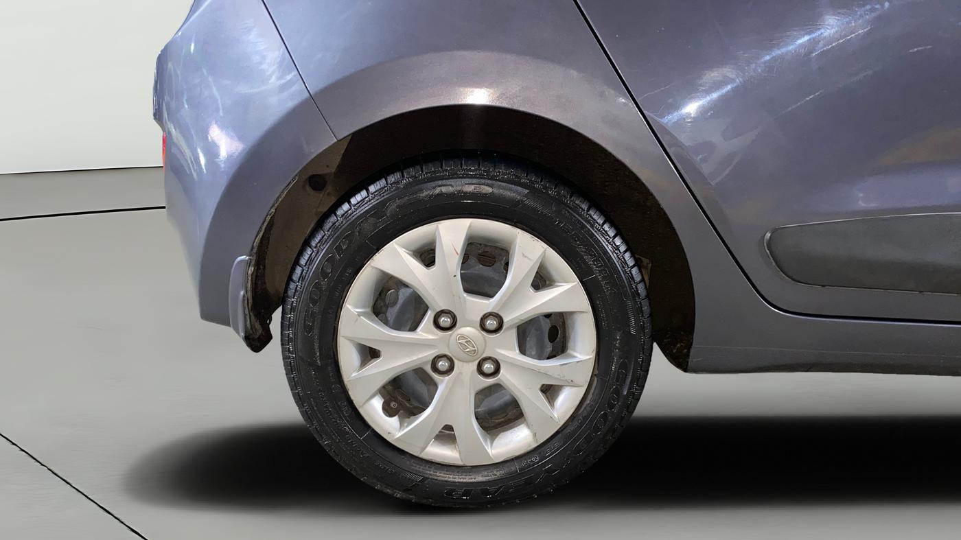 2014 Hyundai Grand i10 SPORTZ 1.2 KAPPA VTVT, Petrol, Manual, 49,738 km, Right Rear Wheel