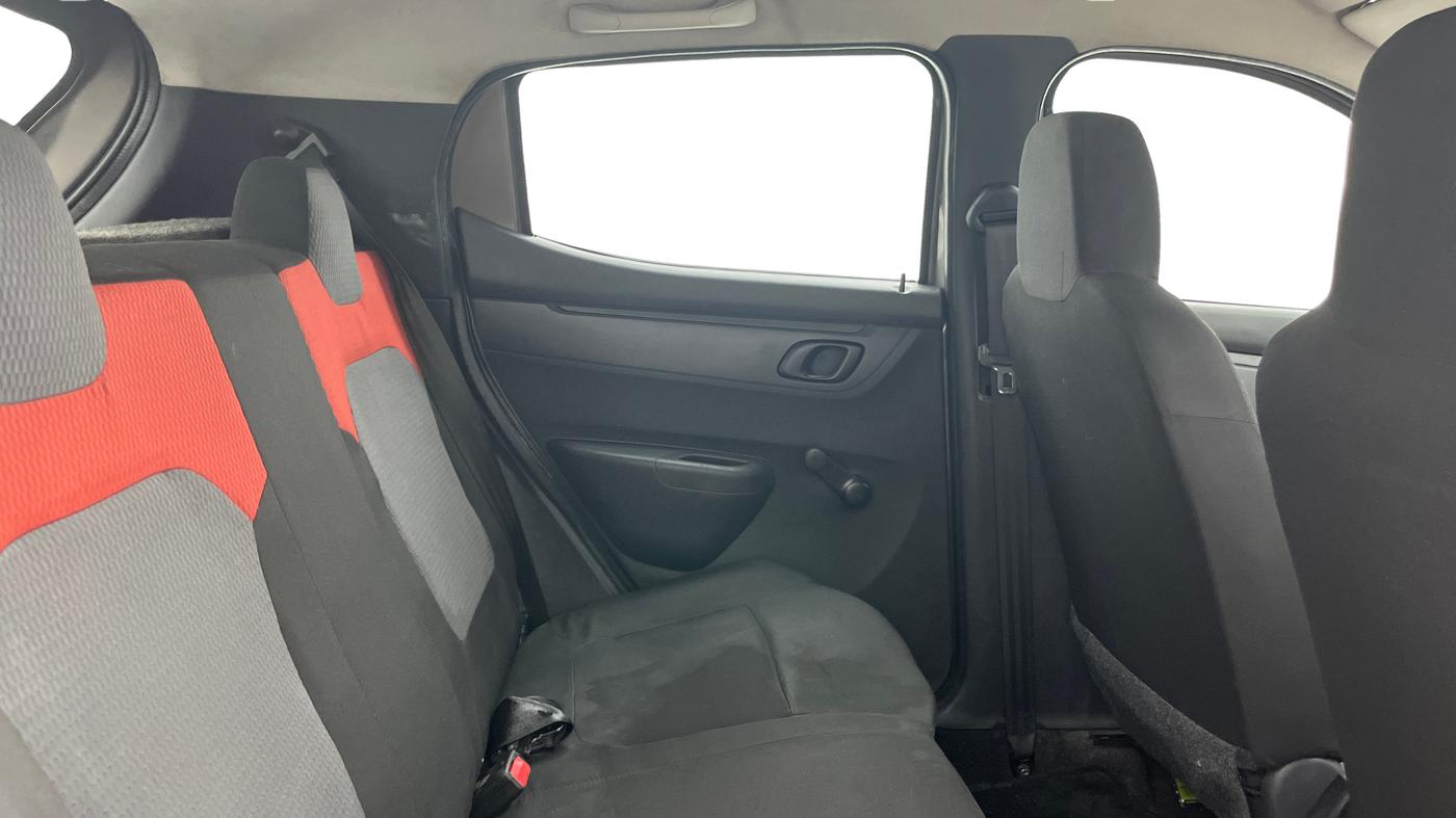 2015 Renault Kwid RXT 0.8, Petrol, Manual, 78,073 km, Right Side Rear Door Cabin