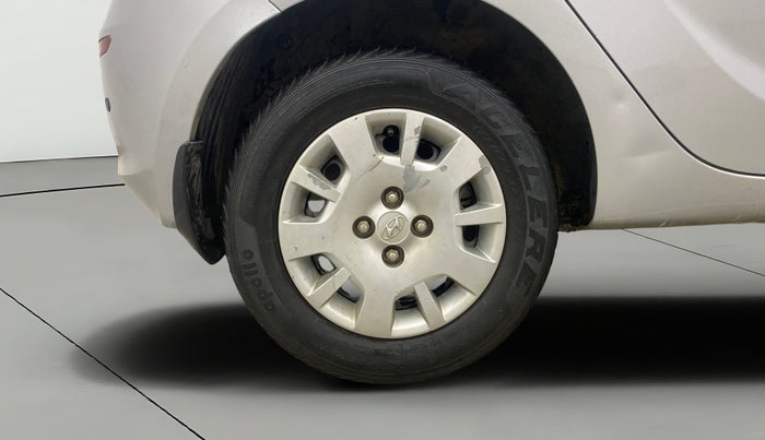 2013 Hyundai i20 MAGNA 1.2, Petrol, Manual, 33,491 km, Right Rear Wheel