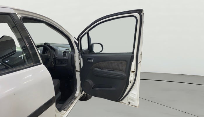 2014 Maruti Ritz VXI, Petrol, Manual, 1,02,864 km, RHS Front Door