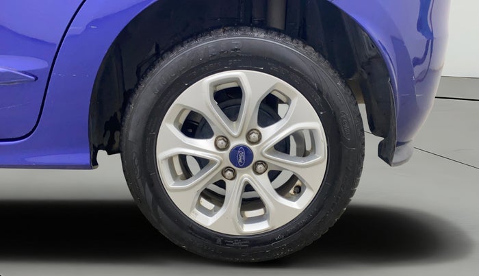 2017 Ford New Figo TITANIUM 1.2 PETROL MT, Petrol, Manual, 77,672 km, Left Rear Wheel