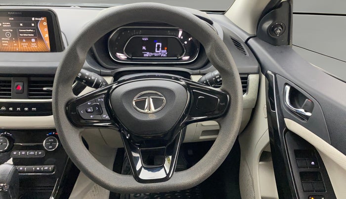 2022 Tata NEXON XZA PLUS DIESEL, Diesel, Automatic, 33,586 km, Steering Wheel Close Up