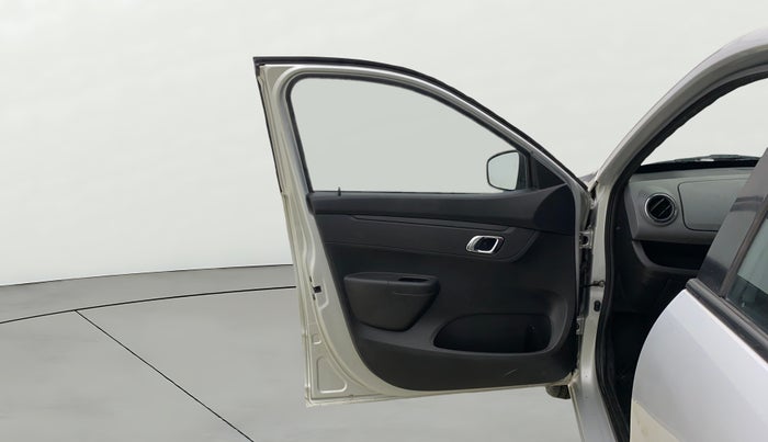 2019 Renault Kwid RXT 1.0 AMT (O), Petrol, Automatic, 28,924 km, LHS Front Door