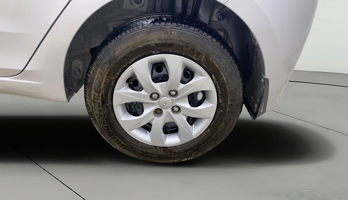 2016 Hyundai Elite i20 MAGNA 1.2, Petrol, Manual, 68,619 km, Left Rear Wheel