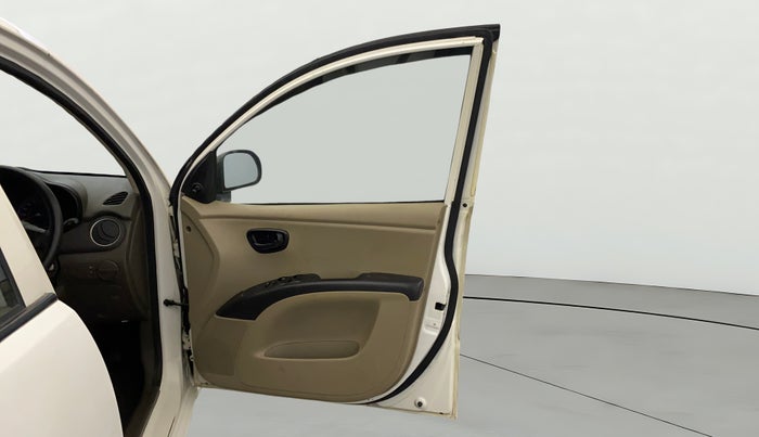 2015 Hyundai i10 MAGNA 1.1, Petrol, Manual, 64,473 km, RHS Front Door