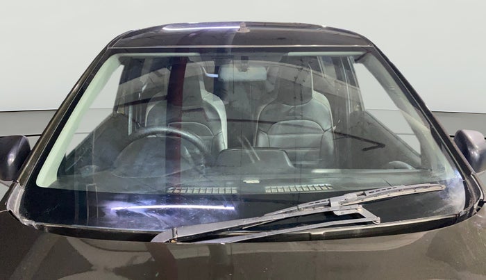 2018 Renault Kwid RXL, Petrol, Manual, 64,220 km, Front Windshield