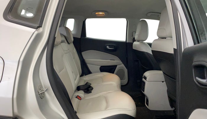 2017 Jeep Compass LIMITED 1.4 PETROL AT, Petrol, Automatic, 72,758 km, Right Side Rear Door Cabin