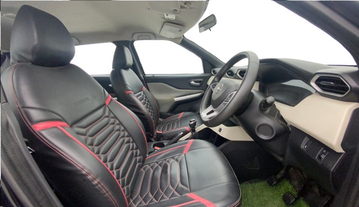 2023 Nissan MAGNITE XV MT, Petrol, Manual, 29,957 km, Right Side Front Door Cabin