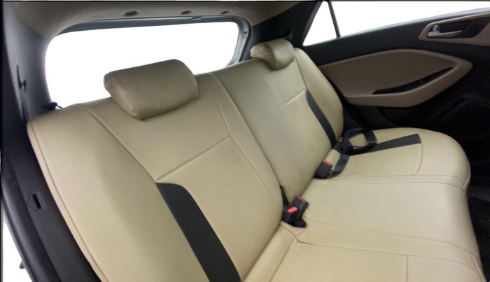 2014 Hyundai Elite i20 ASTA 1.2, Petrol, Manual, 56,843 km, Right Side Rear Door Cabin