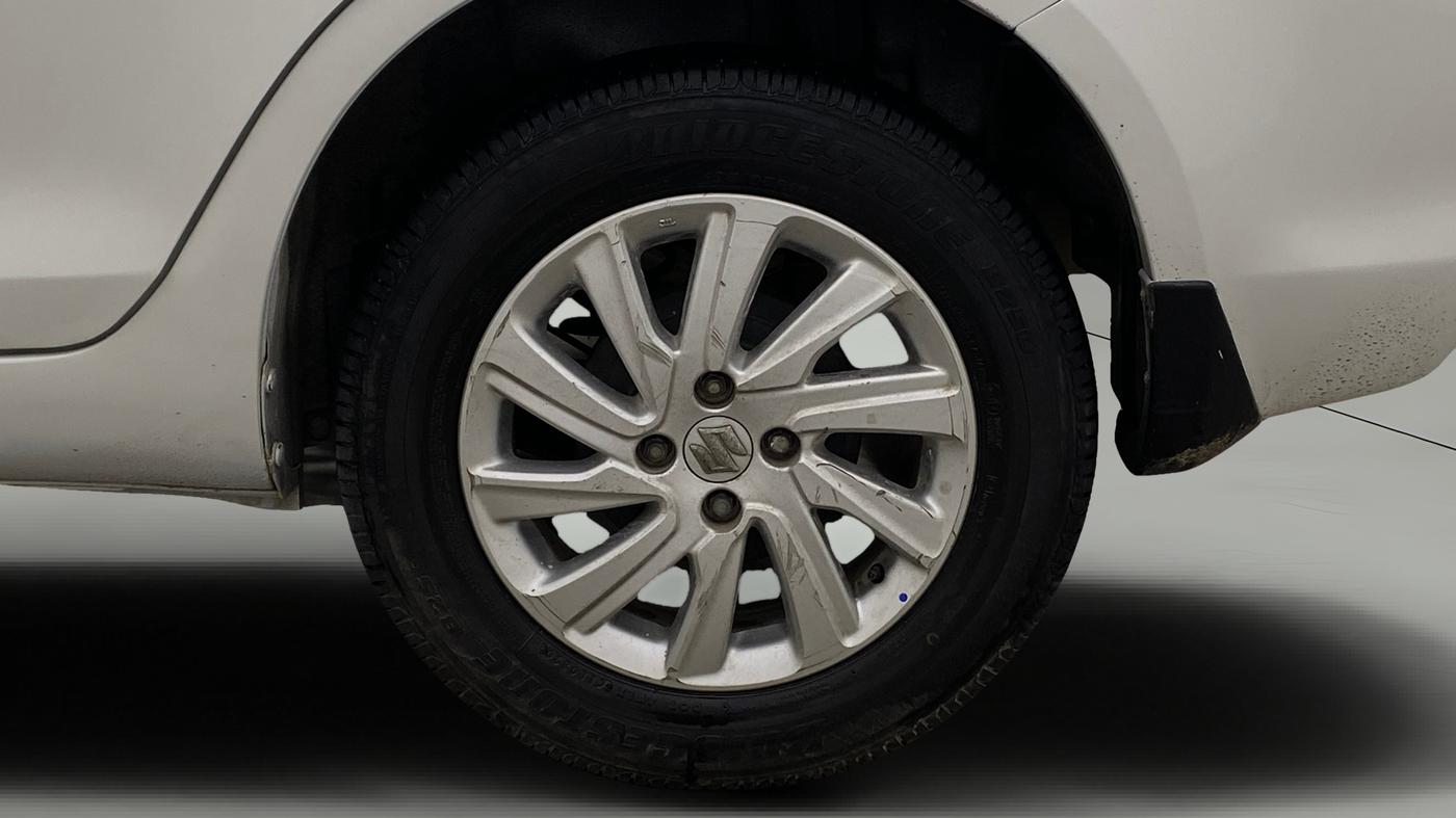 2016 Maruti Swift Dzire ZXI, Petrol, Manual, 55,610 km, Left Rear Wheel