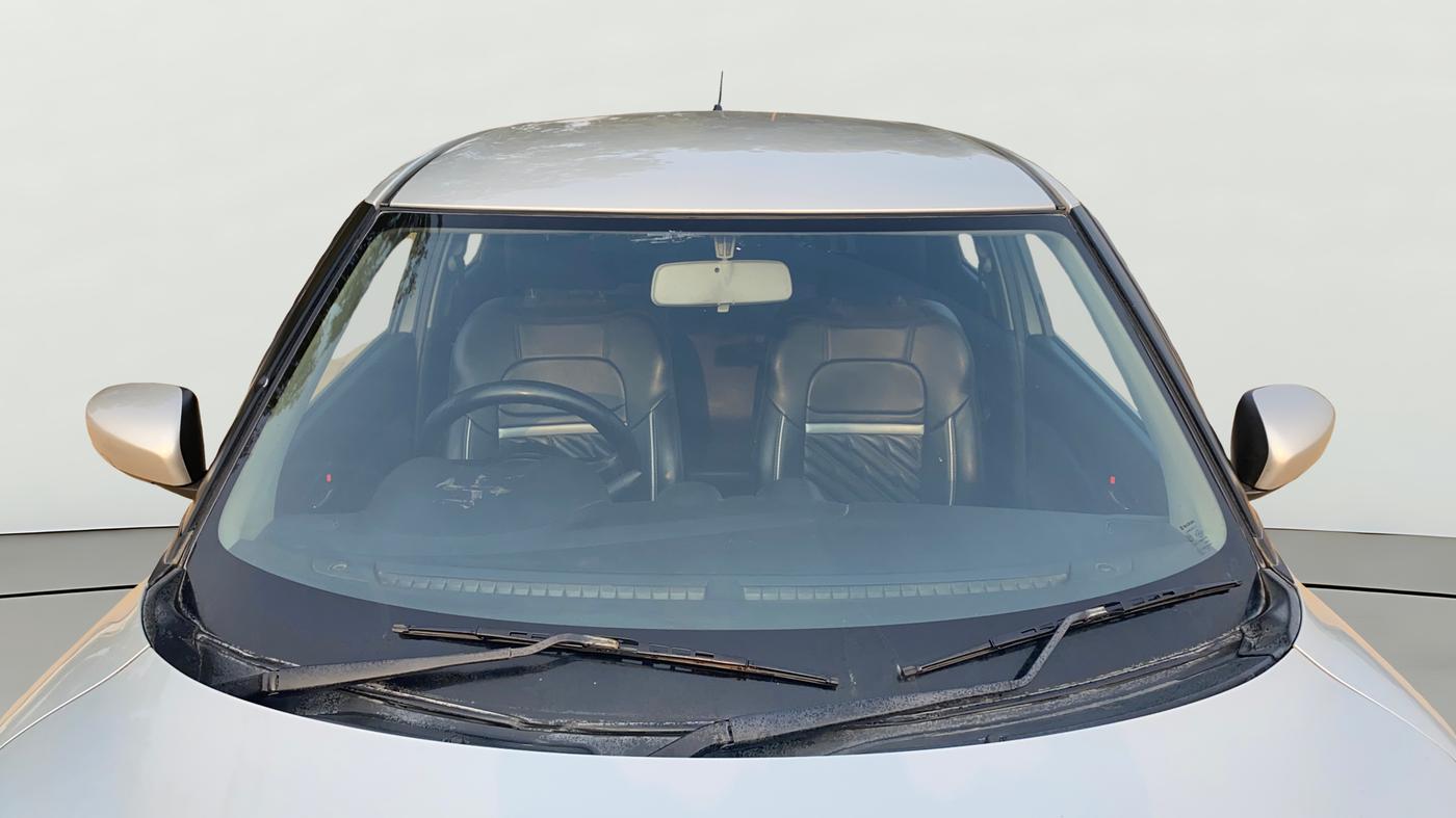 2023 Maruti Swift VXI, Petrol, Manual, 48,468 km, Front Windshield