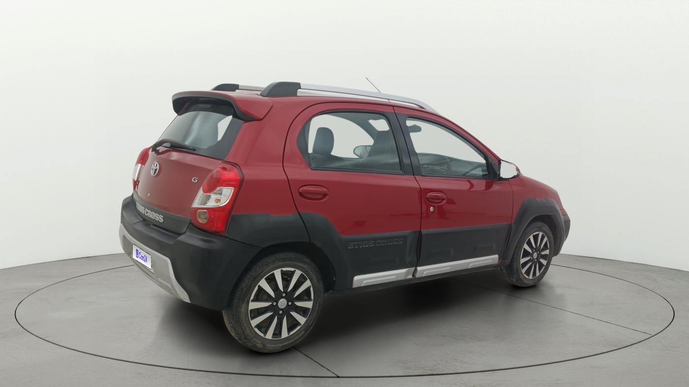 2014 Toyota Etios CROSS 1.2 G, Petrol, Manual, 96,562 km, Right Back Diagonal