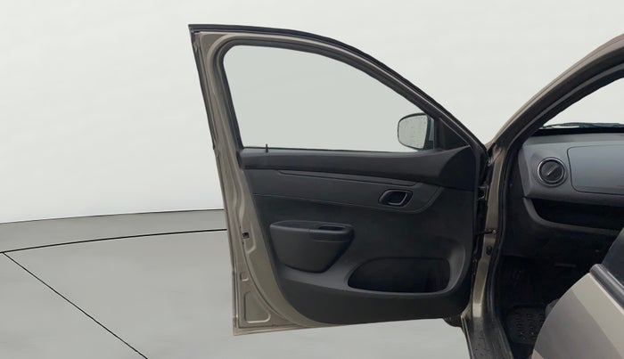 2017 Renault Kwid RXT 1.0, Petrol, Manual, 37,707 km, LHS Front Door