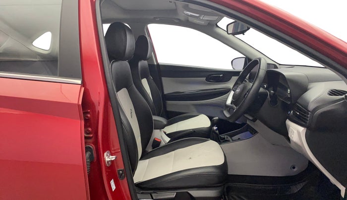 2023 Hyundai NEW I20 ASTA (O) 1.2 MT, Petrol, Manual, 12,474 km, Right Side Front Door Cabin