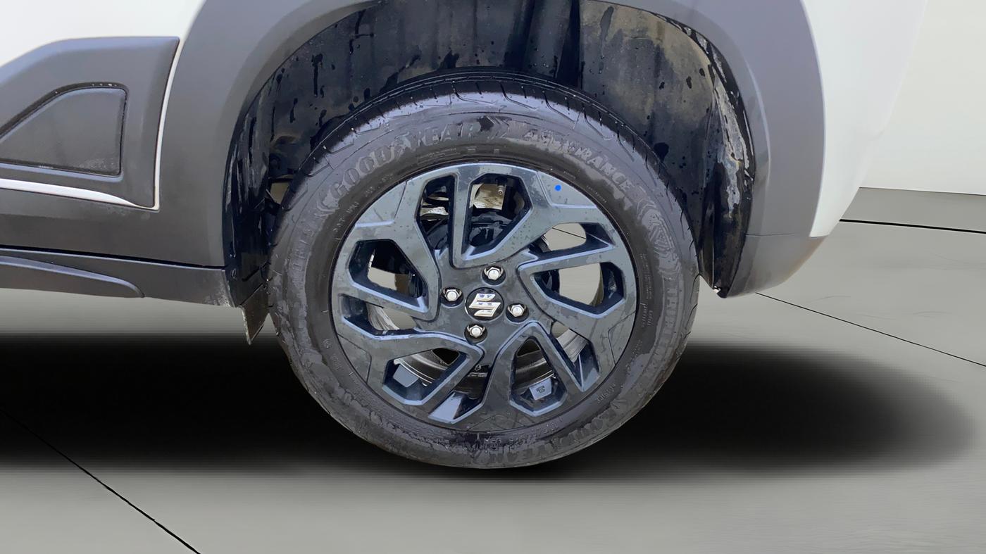 2025 Maruti FRONX DELTA PLUS 1.2L AGS, Petrol, Automatic, 9,784 km, Left Rear Wheel