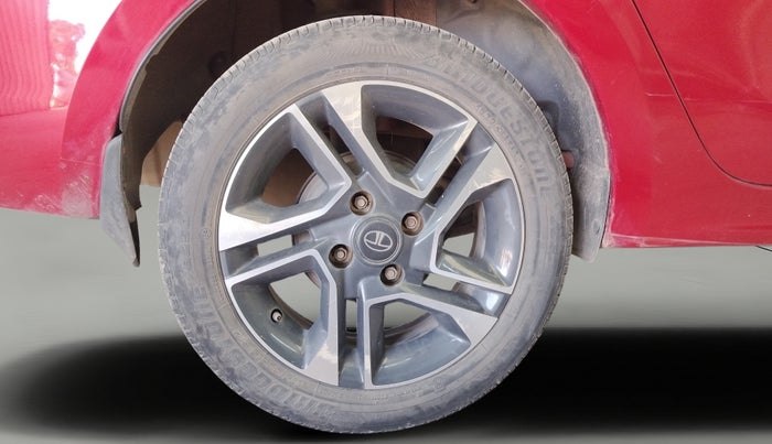 2018 Tata TIGOR XZ (O) PETROL, Petrol, Manual, 52,282 km, Right Rear Wheel